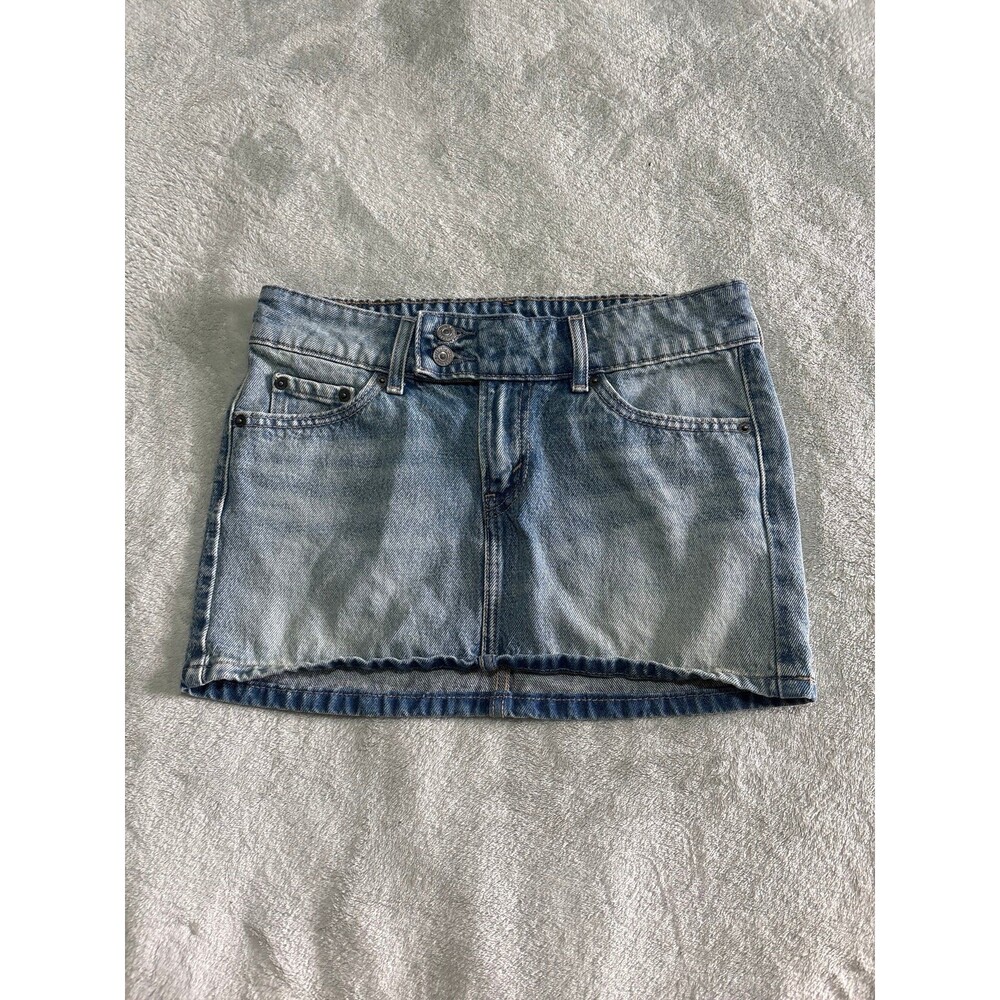 Levis denim mini skirt light wash pockets classic Y2K short sexy summer layering